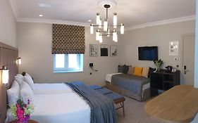 Triena Rooms